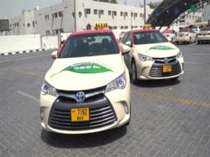 مدينة دبي تستبدل التاكسي بمركبات هجينة صديقة للبيئة