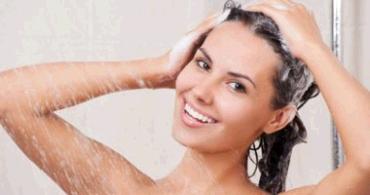 عشان ما يتعرضش للتلف..كم مرة لازم تغسلى شعرك فى الأسبوع ليتمتع بمظهر صحى؟