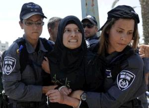 غزة: وقفة نسائية دعما للمعتقلات داخل سجون الاحتلال الإسرائيلي