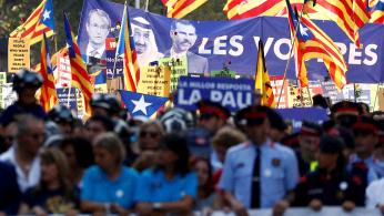 مظاهرة برشلونة :نصف مليون شخص يرددون 'لست خائفا'